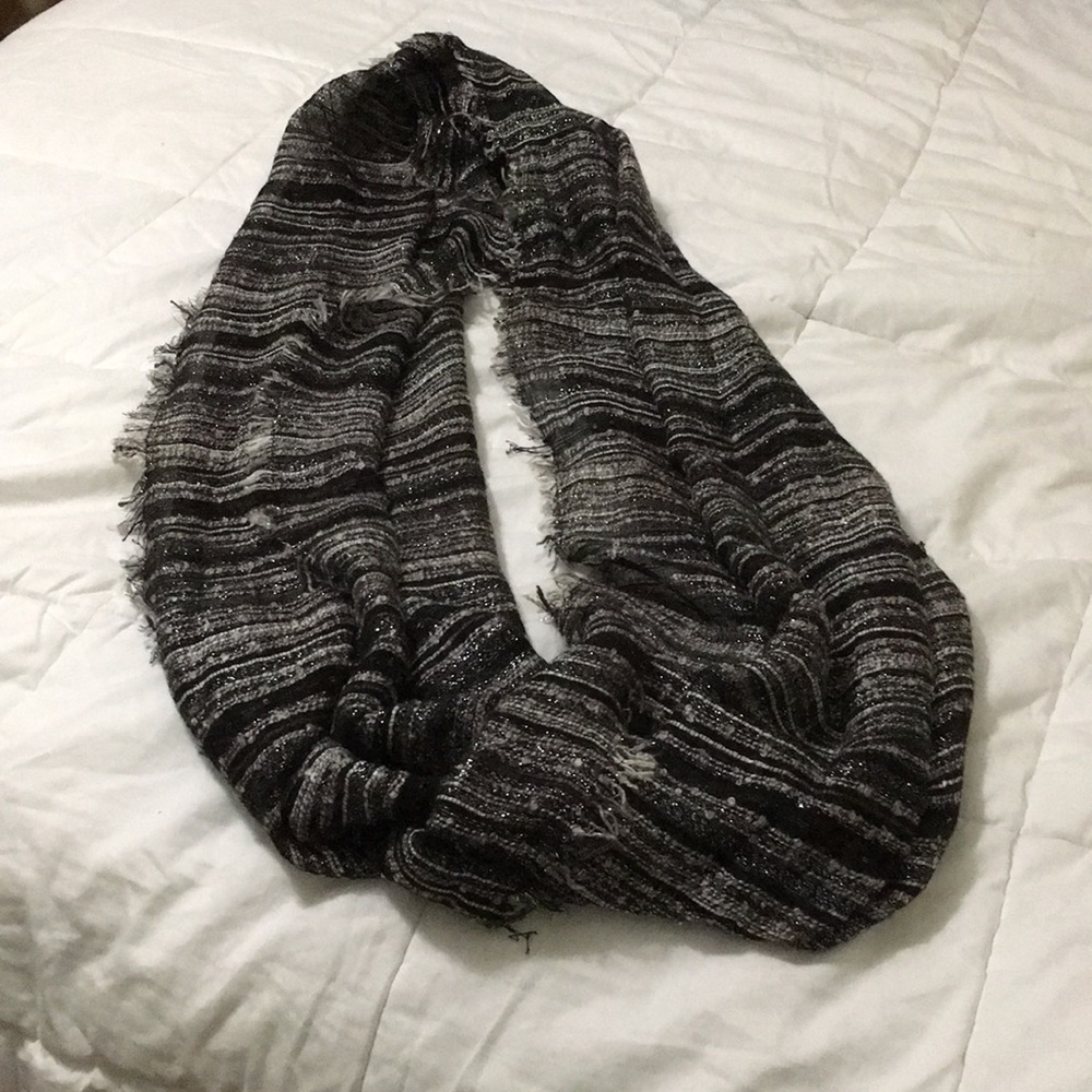 Infinity scarf - Picture 3 of 5